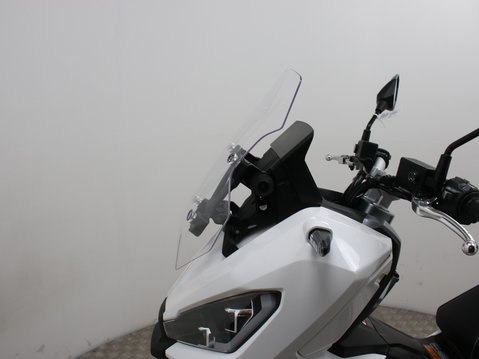 Keeway XDV 125 Evo Pro 34
