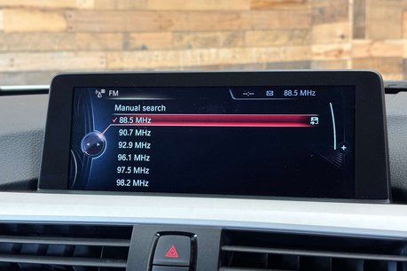 BMW 3 Series 2.0 320d ED BluePerformance EfficientDynamics Business Touring 5dr Diesel A 35