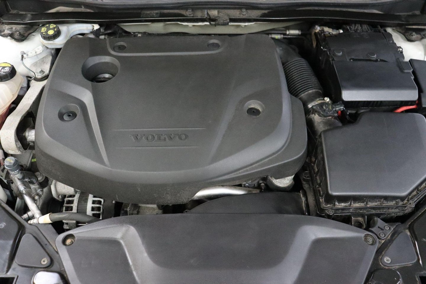 2018 Volvo V40 — image 39