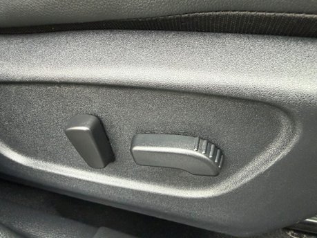 Nissan Qashqai 1.6 dCi Tekna Euro 6 (s/s) 5dr 23