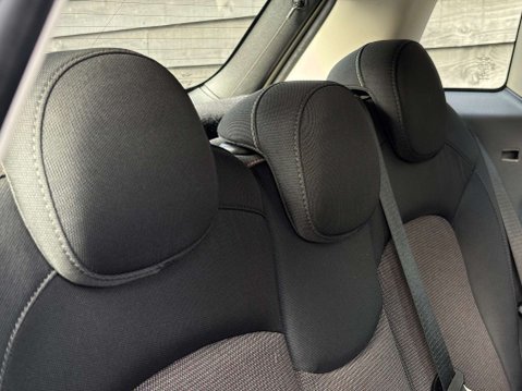 Mini Hatch 1.5 Cooper Classic 5dr 40