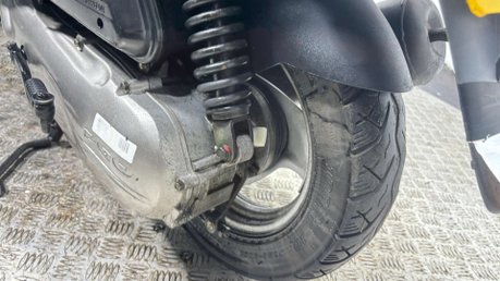 PGO Rodo 50 2006 13K 2 STROKE RUNNING SCOOTER PROJECT BIKE 50CC 2T 9