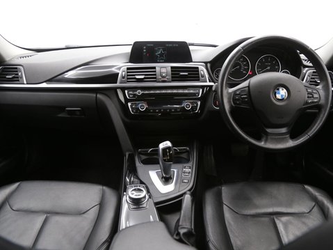 BMW 3 Series 2.0 320d SE Auto xDrive Euro 6 (s/s) 4dr 9