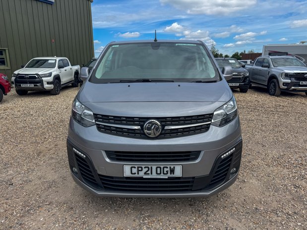 Vauxhall Vivaro Crew Cab LWB L2H1 Low Roof Sportive 2900 Air Con Sensors EURO 6 NO VAT 4