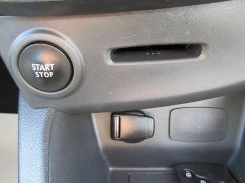 Renault Clio 0.9 TCe GT Line Euro 6 (s/s) 5dr 37