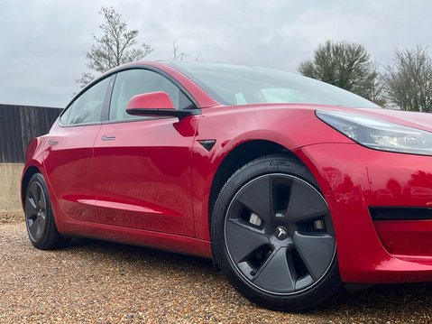 Tesla Model 3 STANDARD RANGE PLUS 14