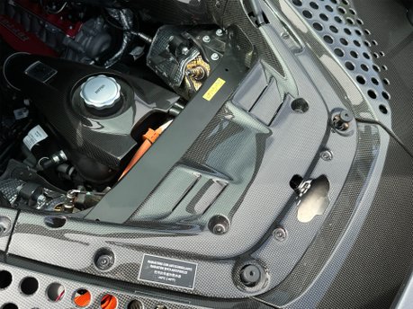 Ferrari SF90 SPIDER 96