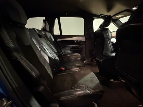 Volvo XC90 D5 POWERPULSE R-DESIGN PRO AWD 17