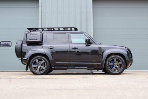 Land Rover Defender 110 D300 HARD TOP X-DYNAMIC HSE expedition styled by Seeker Genuine rear seats 9