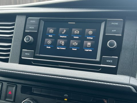 Volkswagen Transporter T28 TDI P/V STARTLINE 13