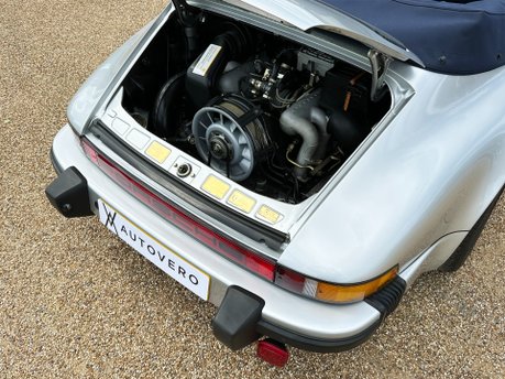 Porsche 911 CARRERA 3.2 CONVERTIBLE 75