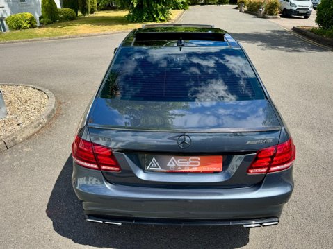 Mercedes-Benz E Class 5.5 E63 V8 BiTurbo AMG SpdS MCT Euro 6 (s/s) 4dr 36