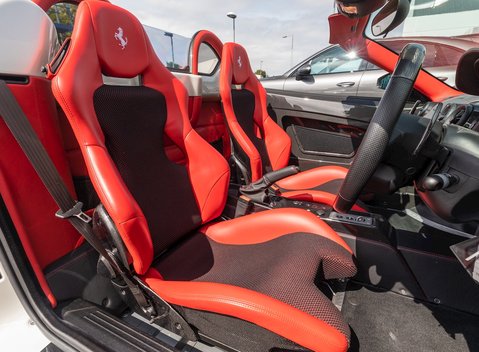 Ferrari 430 Scuderia Spider 16M 14