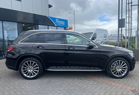 Mercedes-Benz GLC GLC 300 D 4MATIC AMG LINE PREMIUM 9