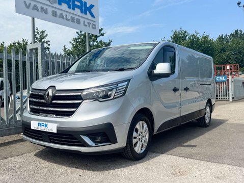 Renault Trafic 2.0 dCi Blue LL30 Sport Panel Van 5dr Diesel Manual L2 H1 Euro 6 (s/s) (130 22