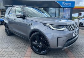 Land Rover Discovery 3.0 D300 MHEV HSE Auto 4WD COMMERCIAL 1