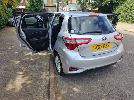 Toyota Yaris 1.5 VVT-h Icon Tech E-CVT Euro 6 (s/s) 5dr 4