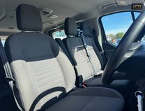 Ford Tourneo Custom 320 | Titanium | L2| 9 Seater| Manual | Euro 6 | £19,158 + vat 11