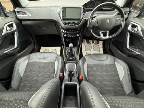 Peugeot 2008 1.2 PureTech Allure Premium SUV 5dr Petrol Manual Euro 6 (s/s) (82 ps) 35