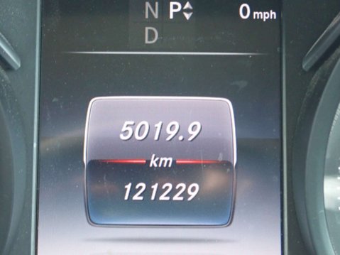 Mercedes-Benz V Class 2.2 V220d BlueTEC MPV 5dr Diesel G-Tronic+ Euro 6 (s/s) 7 Seat (163 ps) 13