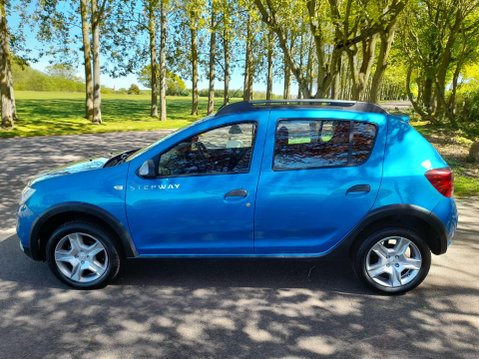 Dacia Sandero Stepway 0.9 TCe Laureate Euro 6 (s/s) 5dr 10