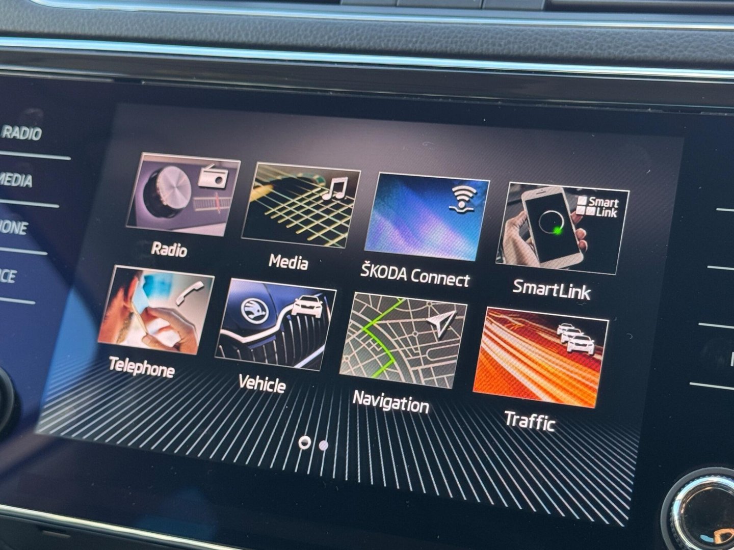 2020 Skoda Superb — image 15