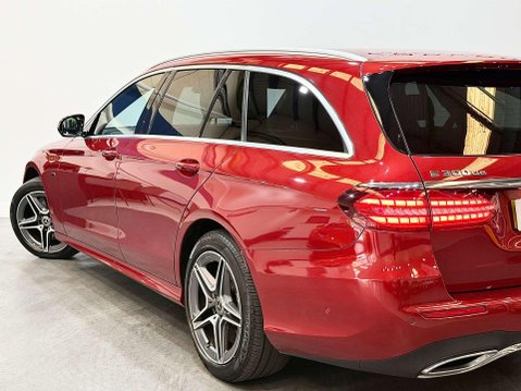 Mercedes-Benz E Class 2.0 E300de 13.5kWh AMG Line Estate 5dr Diesel Plug-in Hybrid G-Tronic+ Euro 21