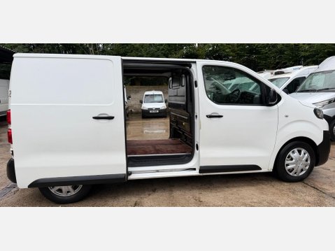 Peugeot Expert 1.6 BlueHDi 1000 Professional Standard Panel Van 6dr Diesel Manual MWB Euro 10