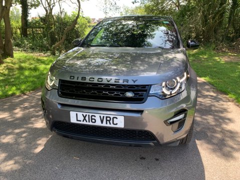 Land Rover Discovery Sport 2.0 TD4 HSE BLACK 6