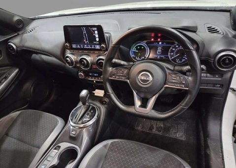Nissan Juke 1.6 N-Connecta SUV 5dr Petrol Hybrid Auto Euro 6 (143 ps) 10