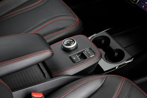 Ford Mustang Mach-E BASE 29