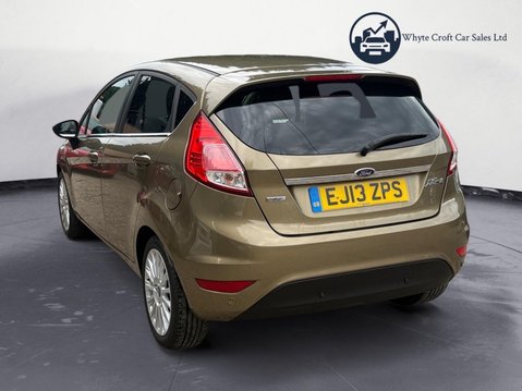Ford Fiesta 1.0T EcoBoost Titanium Euro 5 (s/s) 5dr 6