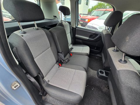 Skoda Roomster S TSI DSG 13