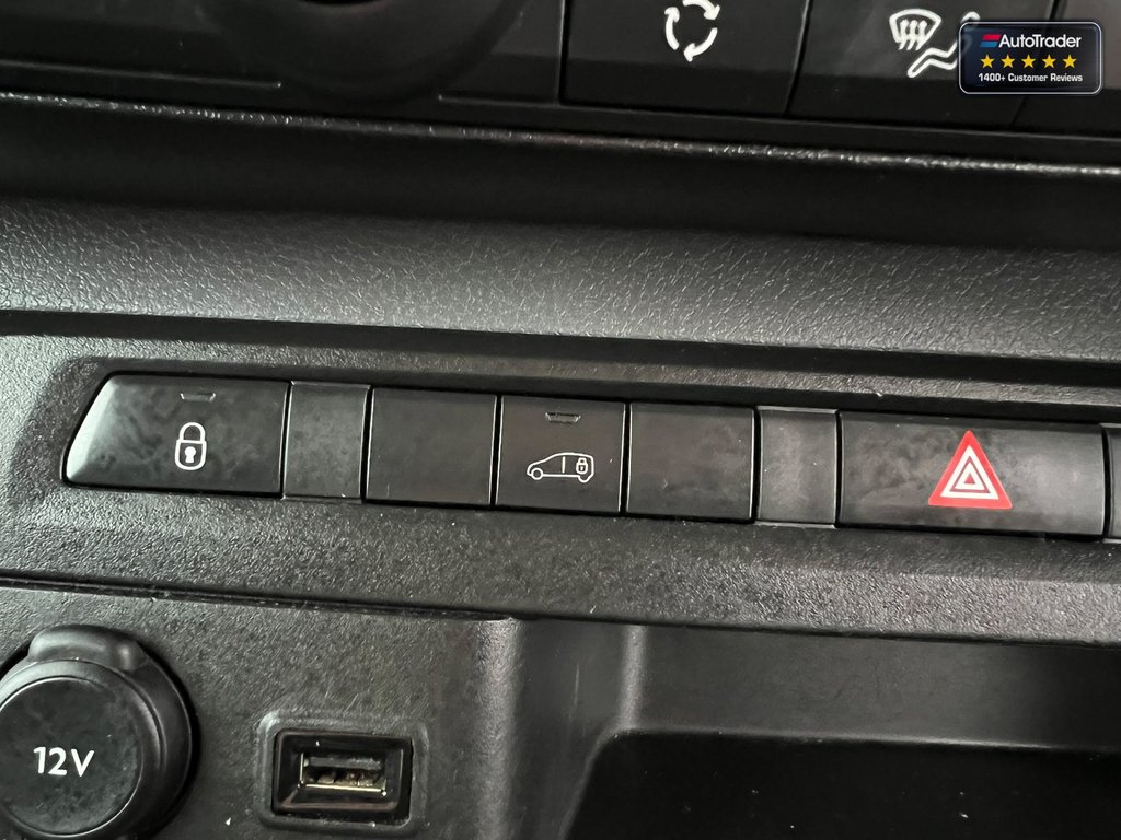 2019 Vauxhall VivaroLWB L2H1 Low Roof 2900 Air Con Sensors Tow Bar EURO 6 NO VAT — thumbnail 35 of 51