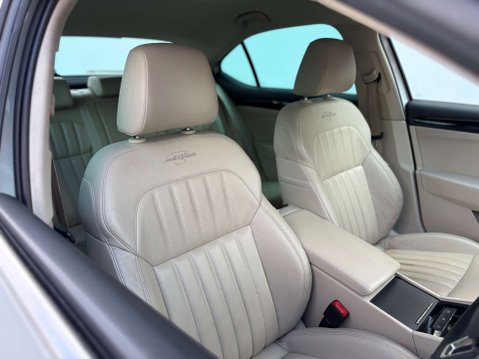 Skoda Superb 2.0 Superb Laurin & Klement TSi Semi-Auto 5dr 7
