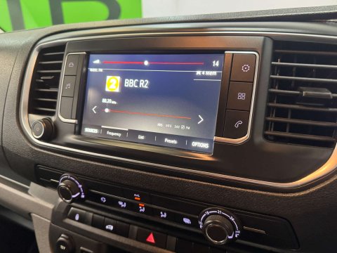 Vauxhall Vivaro Vivaro 3100 Dynamic 22
