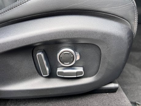 Jaguar F-Pace 2.0 D200 MHEV R-Dynamic HSE Auto AWD Euro 6 (s/s) 5dr 25