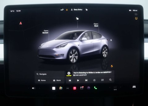 Tesla Model Y Model Y Long Range AWD 4WD 5dr 17