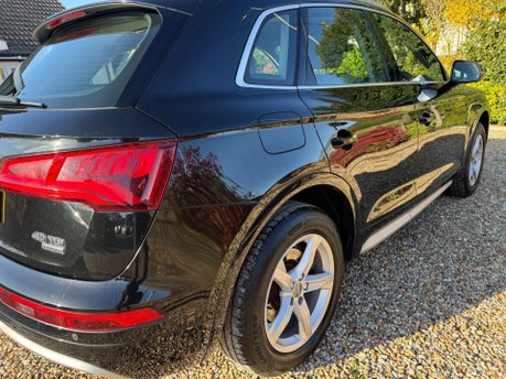 Audi Q5 2.0 TDI 40 Sport S Tronic quattro Euro 6 (s/s) 5dr 8
