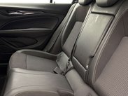 Vauxhall Insignia 1.5 Insignia SRi VX-Line Nav T 5dr 7