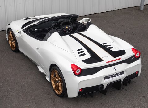 Ferrari 458 Speciale Aperta 11