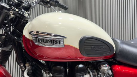 Triumph Bonneville 2012 ONLY 13K STUNNING EXAMPLE MOT WARRANTY 865CC 35