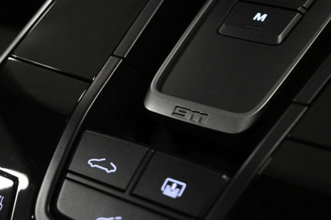 Porsche 911 3.0 911 Carrera 4 GTS Semi-Auto 4WD 2dr 18