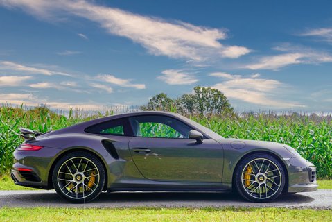 Porsche 911 TURBO S PDK 3