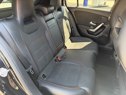 Mercedes-Benz A Class A 180 D AMG LINE PREMIUM 5