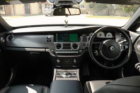 Rolls-Royce Wraith 6.6 V12 Auto Euro 6 2dr 38
