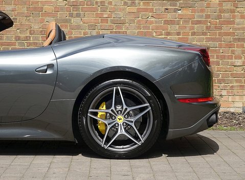 Ferrari California T 9