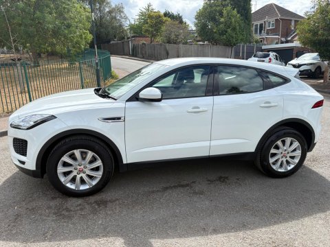 Jaguar E-Pace S 11