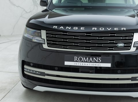 Land Rover Range Rover P460e Autobiography LWB 31