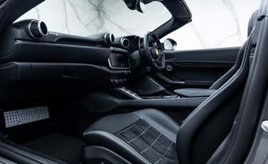 Ferrari Portofino 22